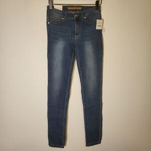NWT Joe’s Jeans The Jegging Mid Rise Skinny Jeans in Big Girl size 14